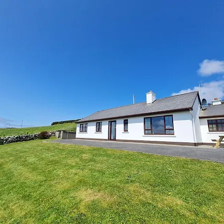 Sea View Cottage, Errislannan Dom wakacyjny Ballyconneely