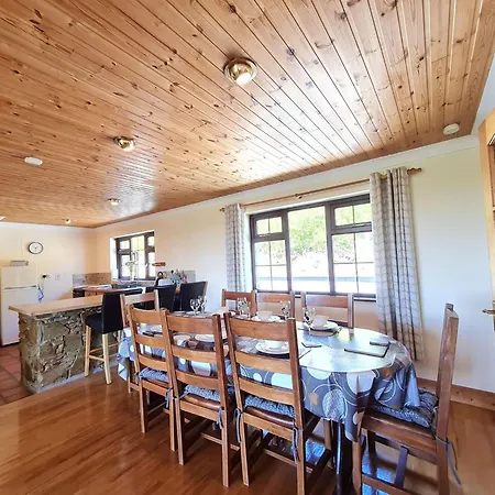 Сasa de vacaciones Sea View Cottage, Errislannan *