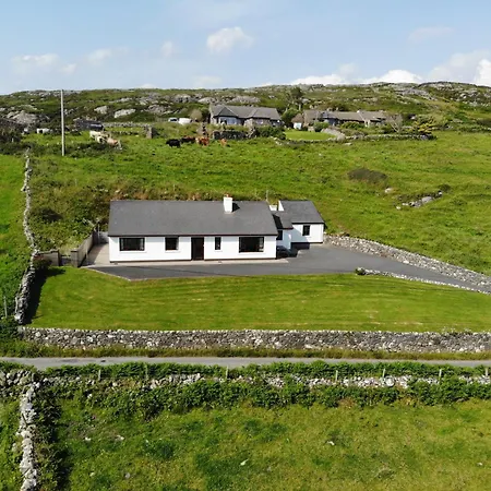 Sea View Cottage, Errislannan Dom wakacyjny Ballyconneely