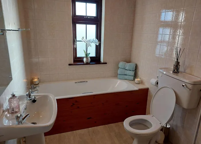 Дом отдыха Sea View Cottage, Errislannan *